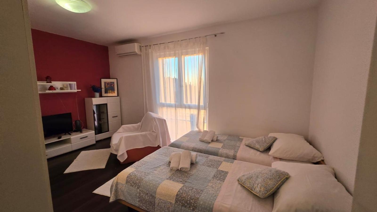 Ljubica For 2 Persons 150m From The Apartmán *